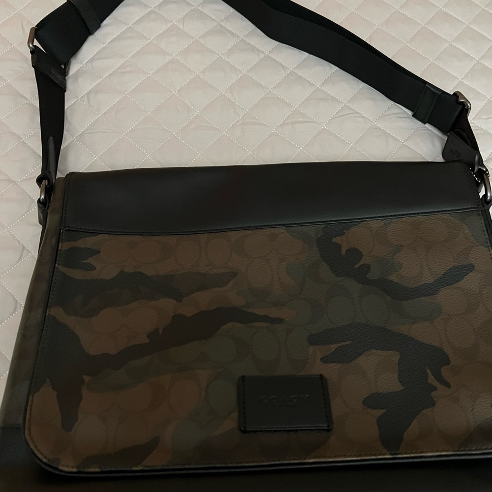 Coach Messenger Bag